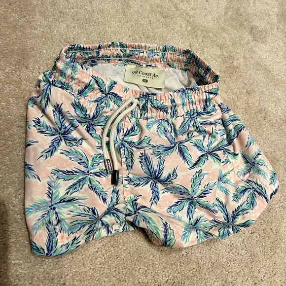 3 matching bathing suits: mom, boy and a girl - Picture 9 of 10